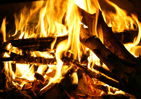 lou-cantoun-table-feu lou-cantoun-table-feu